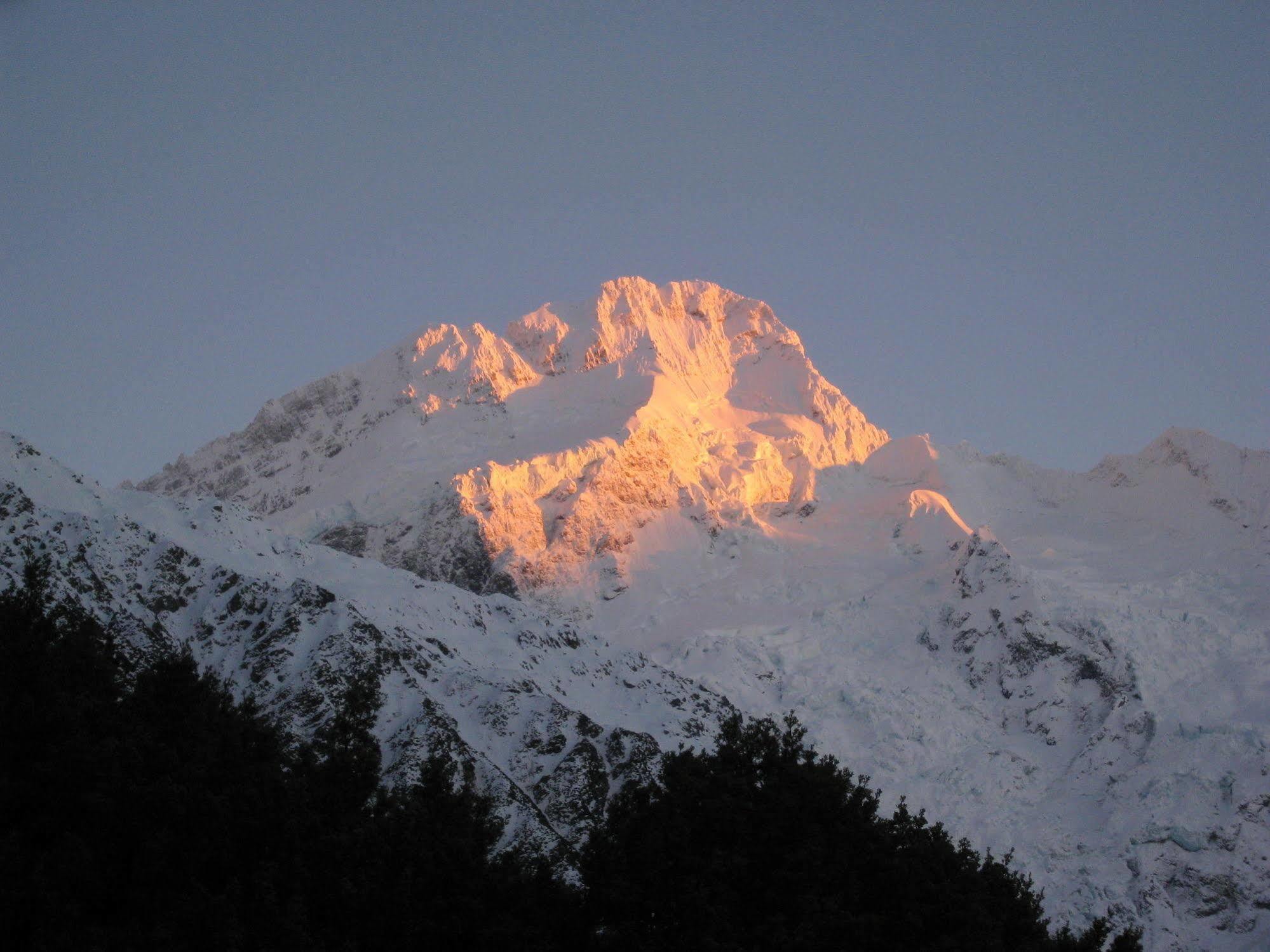 Aoraki Mount Cook Alpine Lodge Екстер'єр фото