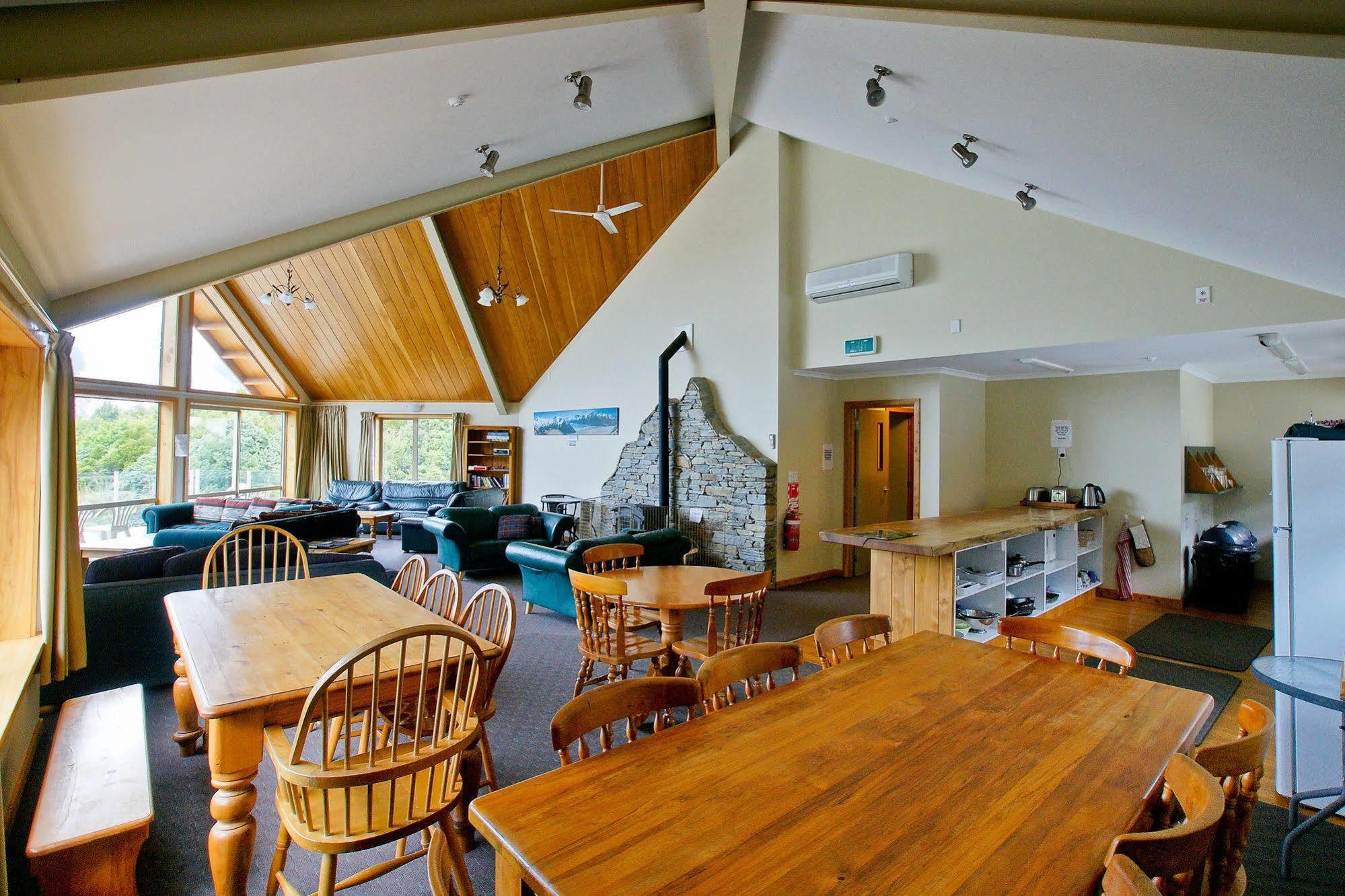 Aoraki Mount Cook Alpine Lodge Екстер'єр фото